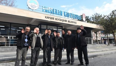 Kayseri Büyükşehir’den ‘Emekliler Kafeteryası’