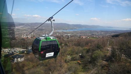 Kartepe’de teleferiğin ilk yolcusu 1 yaşındaki Mila bebek