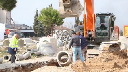 Manisa Akhisar’da sanayi bölgesinde alt yapı çalışması