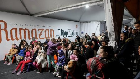 Sakarya Ramazan’ın huzurunu bu sokakta yaşıyor