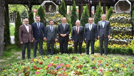 Bakan Özhaseki’den Büyükkılıç’a ziyaret