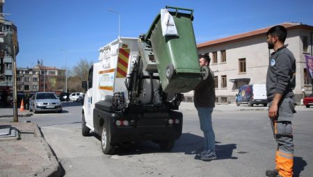 Melikgazi AB Fonu ile elektrikli çöp toplama aracı satın aldı