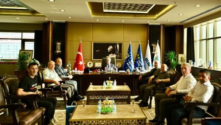 Bursa Bilecikliler Derneği’nden Başkan Bozbey’e ziyaret
