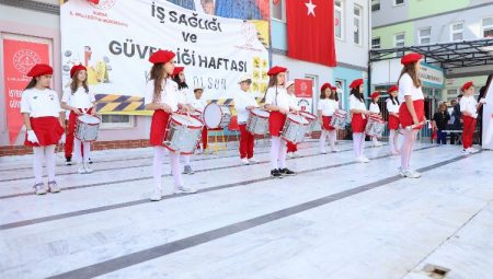 Bursa Milli Eğitim’den ‘İş sağlığı ve güvenliği’ farkındalığı