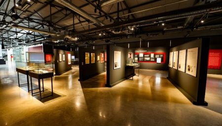 Cihan Nacar geleceğin modacılarıyla buluştu