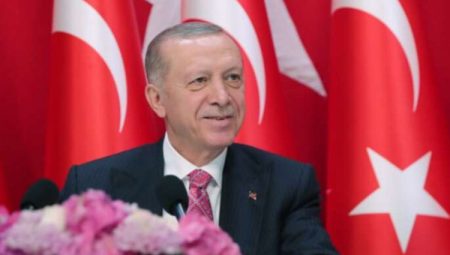 Cumhurbaşkanı Erdoğan’dan Anneler Günü mesajı