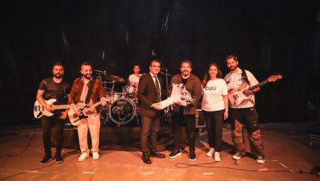 DEÜ’de bahar şenliği coşkusu