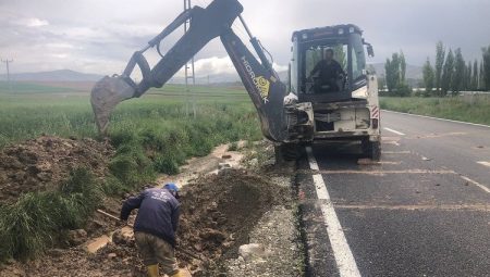 Kayseri Bünyan’da sağanağa karşı önlem