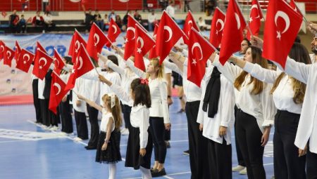 Sakarya’da coşkulu kutlama