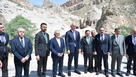 Soğanlı Vadisi’ne Bakan Ersoy’dan tam not