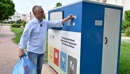 Antalya’da Bağımsız Atık Toplayıcıları için akıllı konteyner
