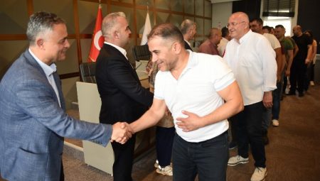 Bursa Yıldırım ailesi bayramlaştı