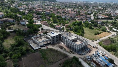 Büyükakın, Kocaeli’nin sağlık turizmine katkı sağlayacak tesisi yerinde inceledi