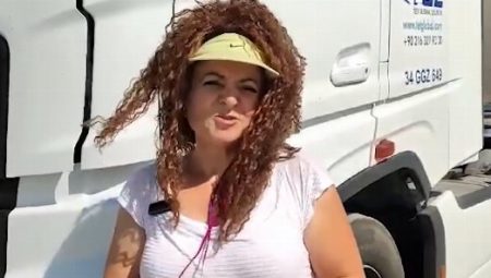 Çocuklarının okulu için tır şoförlüğü yapıyor