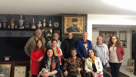 Kırşehirli Yılmaz Ünlü Hollanda’da bayram öncesi çocukları sevindirdi