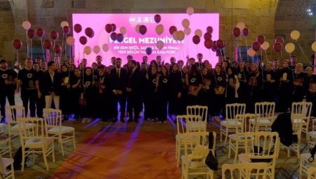 Konya’da Pergel Fellowship mezunlarına tören