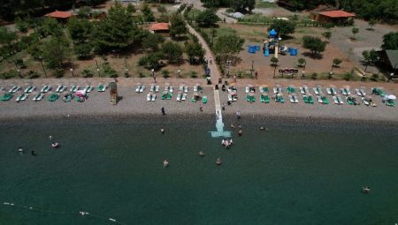Muğla’da ‘engelsiz’ deniz keyfi