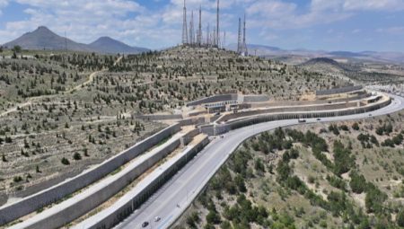 Panoramik Konya için kollar sıvandı