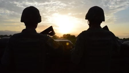 1 terörist Hudut Kartalları’na teslim oldu