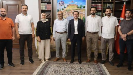 Başkan Arı’ya önemli ziyaretler