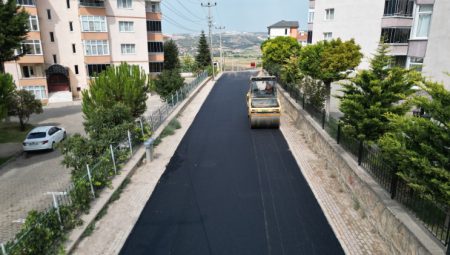 İnegöl Esentepe Mahallesinde asfalt çalışmaları başladı