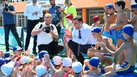 Manisa’da çocukların tatili renkli geçiyor