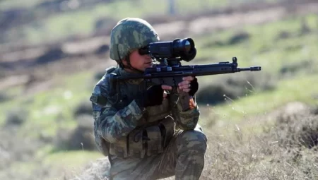 Suriye’nin kuzeyinde 12 PKK’lı terörist etkisiz hale getirildi