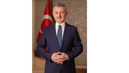 “Büyüyen Türkiye’nin harcı emekçinin alın teridir”