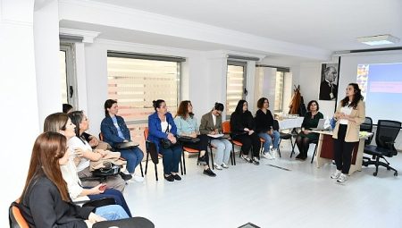 Çiğli Belediyesi’nden Bayana Yönelik Şiddetle Uğraşta Kıymetli Adım