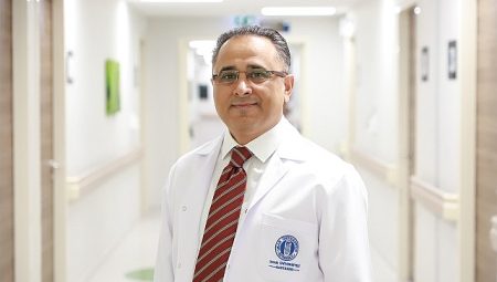 Çocuklarda Karın Ağrısı: Saf Bir Şikâyet Mi, Yoksa Önemli Bir Hastalığın Habercisi Mi?