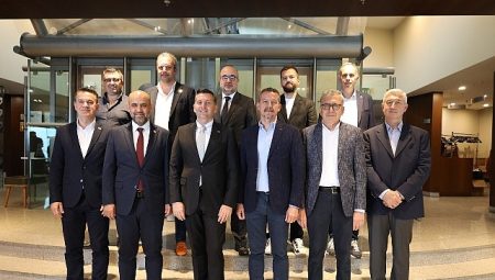 Deri kesiminde ihracatın yıldızları mükafatlarına kavuştu