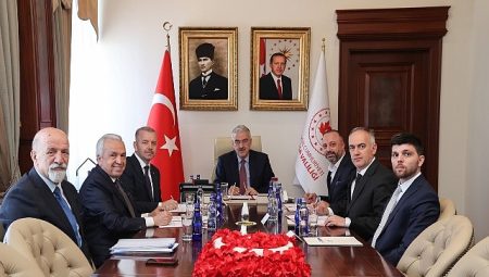 Karaman Mahallesi çağdaş Aile Sıhhati Merkezi kazanıyor