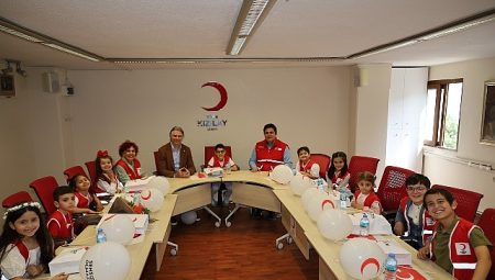Kızılay’a 23 Nisan’da Çocuk Lider