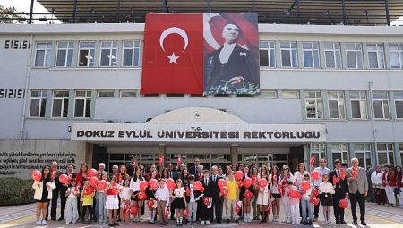 Koltuklar çocuklara emanet