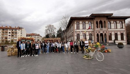 Konya Büyükşehir’in Tarım Temalı Özel Tasarım Alanları İlgi Çekiyor
