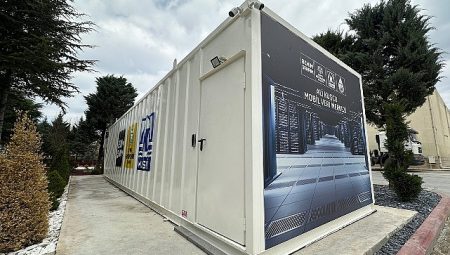 Lider Altay: “KOSKİ Taşınabilir Bilgi Merkezi ile Su İdaresinde Dijital Güvenliği Sağlıyoruz”