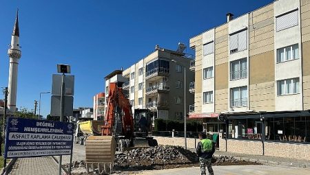 Lider Çerçioğlu, Efeler’in yollarını yenilemeyi sürdürüyor