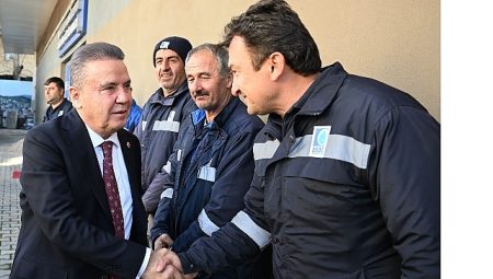 Lider Muhittin Böcek’in 1 Mayıs Emek ve Dayanışma Günü Bildirisi