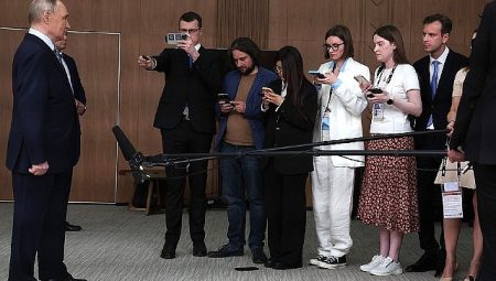 Rusya Devlet Başkanı Vladimir Putin’den Basın Mensuplarının Sorularına Cevaplar