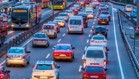 Şoförler dikkat! ‘Orta şeridi kullananlara ceza gelecek’ argümanına DMM’den yalanlama – Düzgün Haber