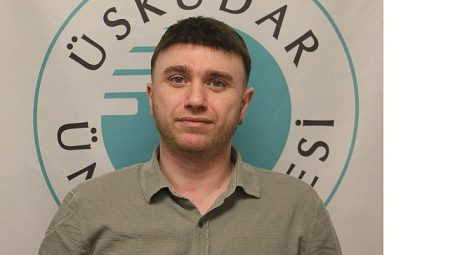 Topuk çatlağını göz gerisi etmeyin, enfeksiyonlara davetiye çıkarıyor!