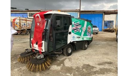 Yeni Çöp Kamyonları Filoya Katıldı