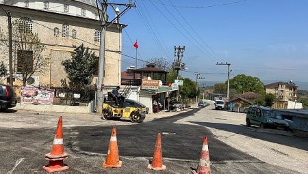 Gebze köylerinde hummalı yol çalışması