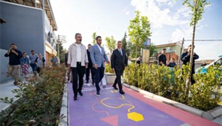 Hoş İzmir Hareketi ile kent dönüşüyor