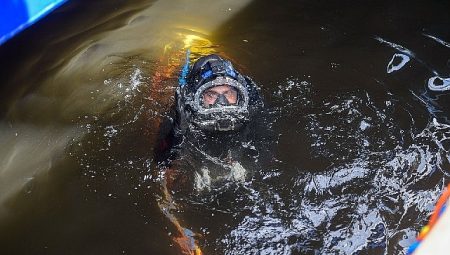 İZDENİZ dalgıç takımı kurdu