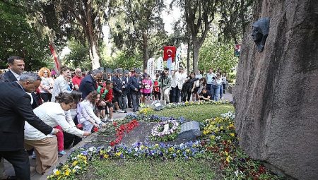 Karşıyaka’da binler Zübeyde Anne’ye koştu!