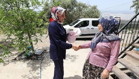 Menderes’te Şehit Anneleri Unutulmadı