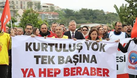 Urla’da personele ikili bayram