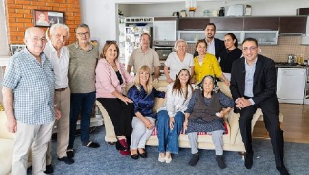 Yiğit’ten Balçovalı annelere ziyaret