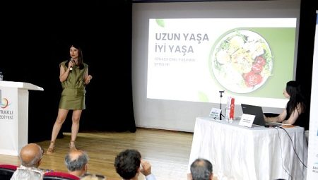 Bayraklı’da sağlıklı ve istikrarlı beslenme semineri